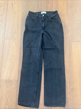 Classic Straight-Leg Women's Jeans - Black